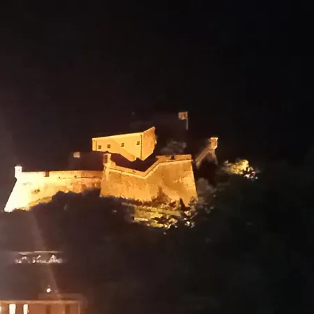 Le Petit Finalborgo Finale Ligure